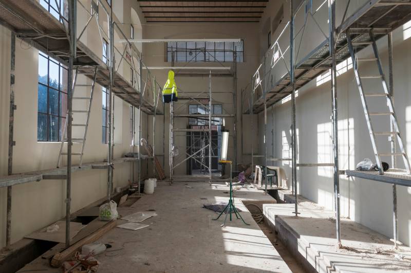 Constater un abandon de chantier par Huissier de justice commissaire de justice à BOIS GUILLAUME 76