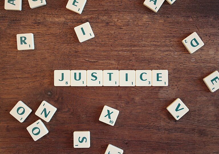 Comment assurer le recouvrement et l'exécution des décisions de justice à proximité de Barentin 76 ?